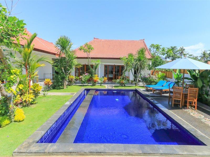 Pererenan Nengah Guest House Canggu Exterior photo