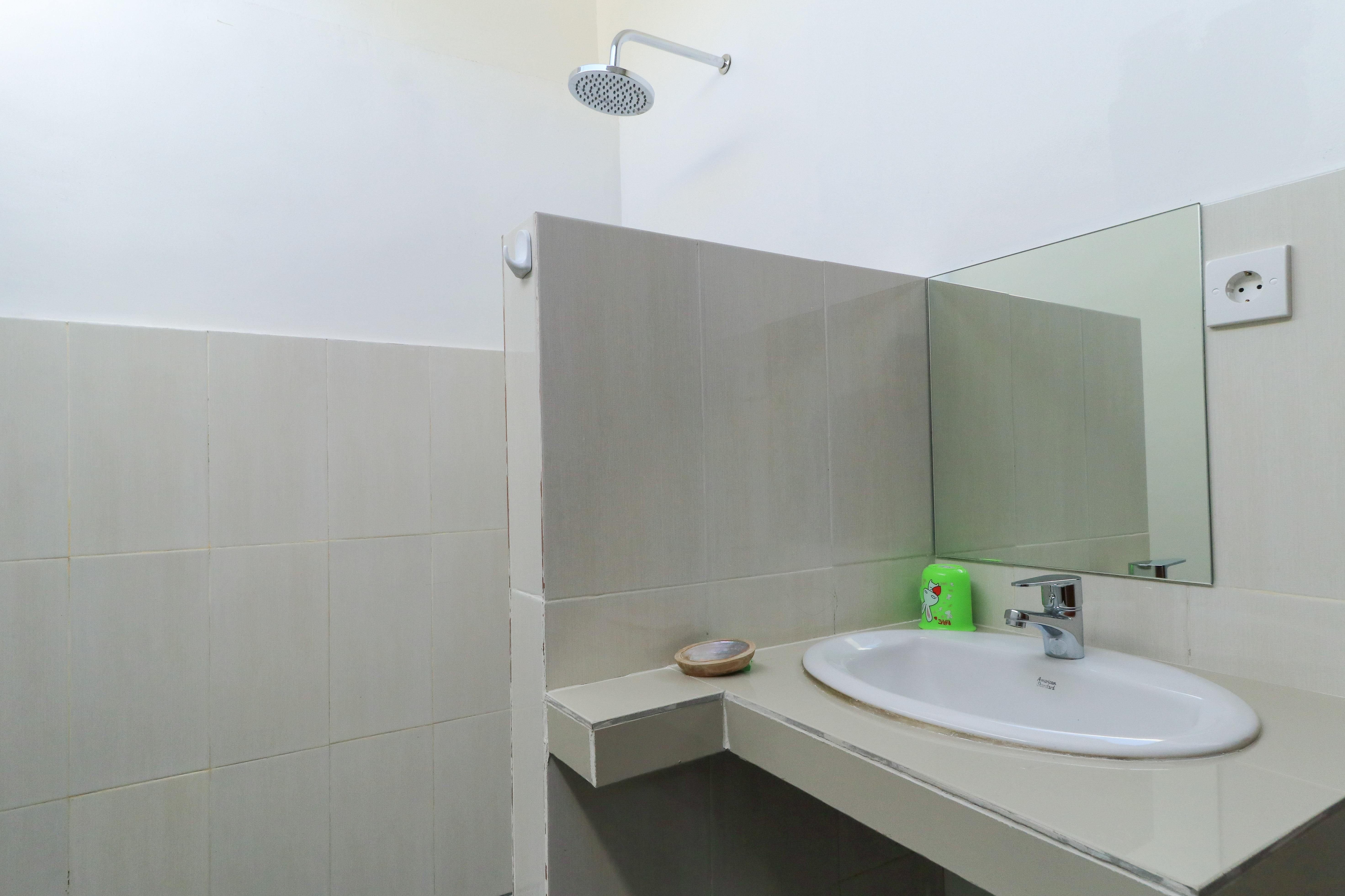 Pererenan Nengah Guest House Canggu Exterior photo