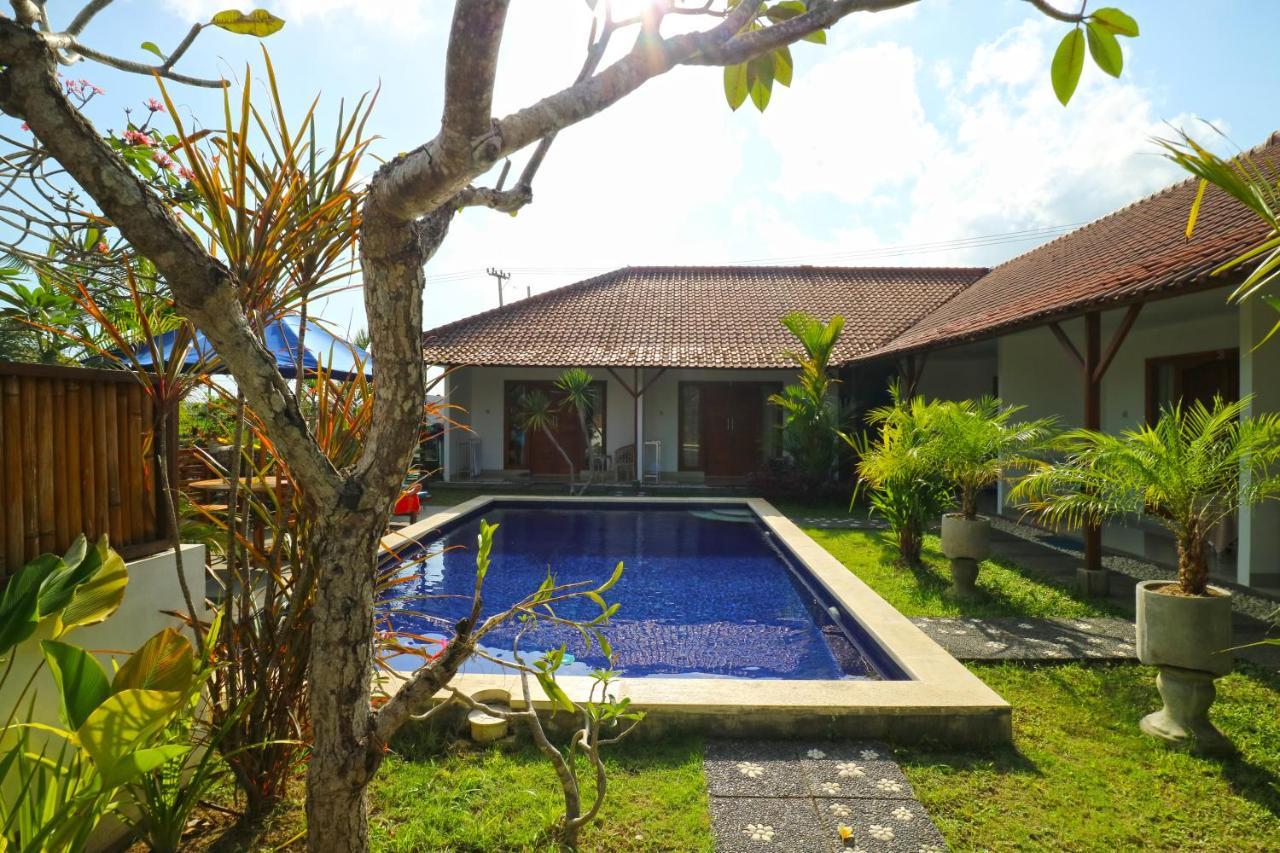 Pererenan Nengah Guest House Canggu Exterior photo